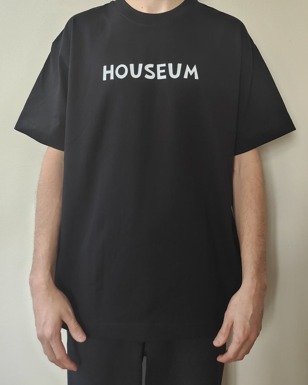 Houseum Records Black T-Shirt Cosmic Waves